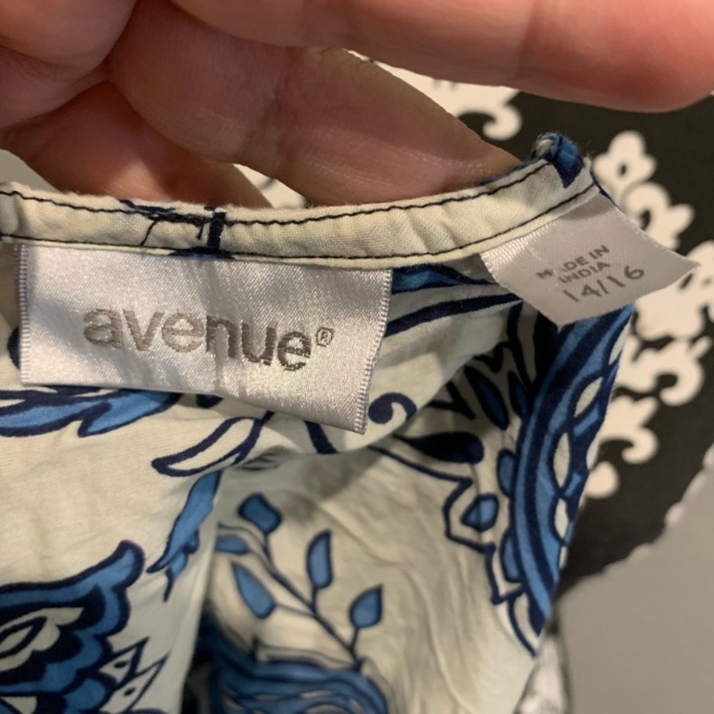 Avenue Boho Blouse - Picture 3 of 3